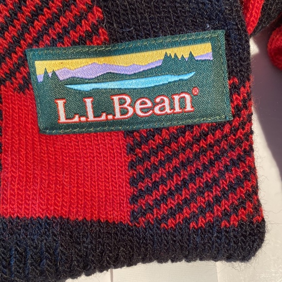 LL Bean winter scarf double sided red and black Buffalo check and LL Bean logo - Picture 3 of 5